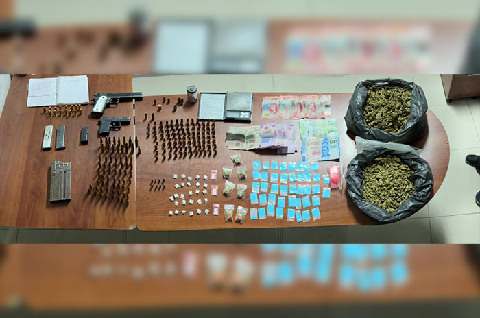 Durante Cateo En Naucalpan Aseguran Droga Armas Y M S De