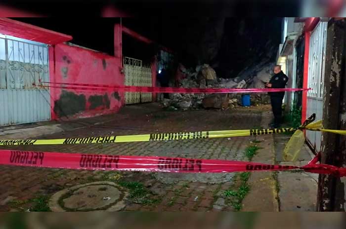 dezlizamiento rocas cae casas ecatepec lluvias