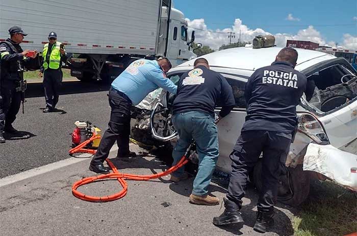 mujer muerta choque carretera mexico tulancingo