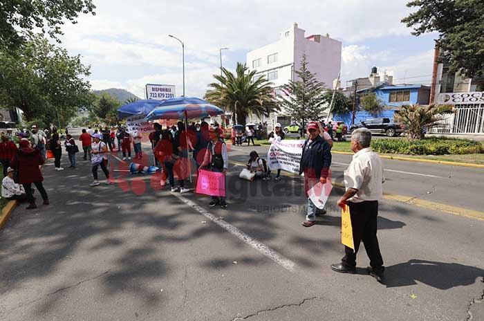 militantes morena protestan alcalde electo otumba