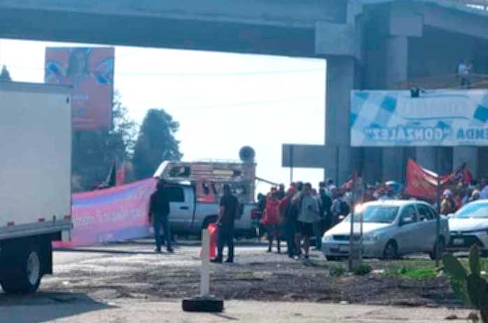 trabajadores ININ bloquean carretera mexico toluca