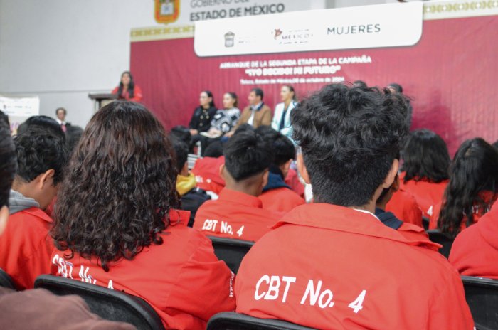 estudiante cbt toluca