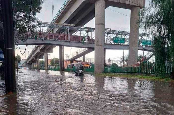 lluvia colapsa la lopez portillo en ecatepec