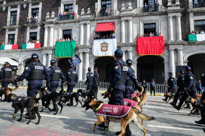 policias desfile