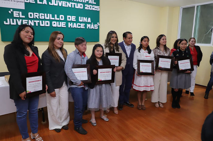 jovenes premiados villa victoria