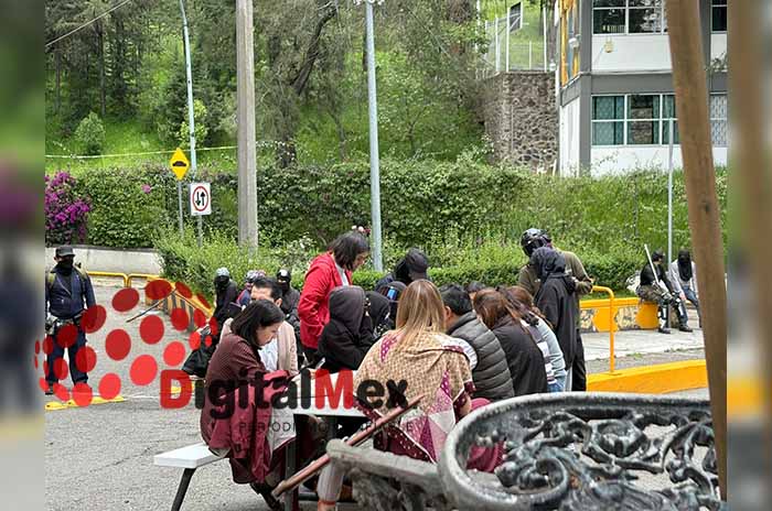 estudiantes ciencias politicas sociales uaemex
