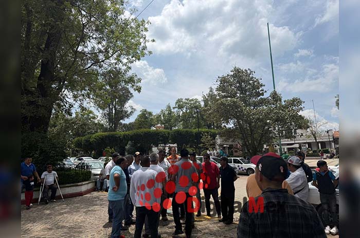 taxistas vila del carbon protesta