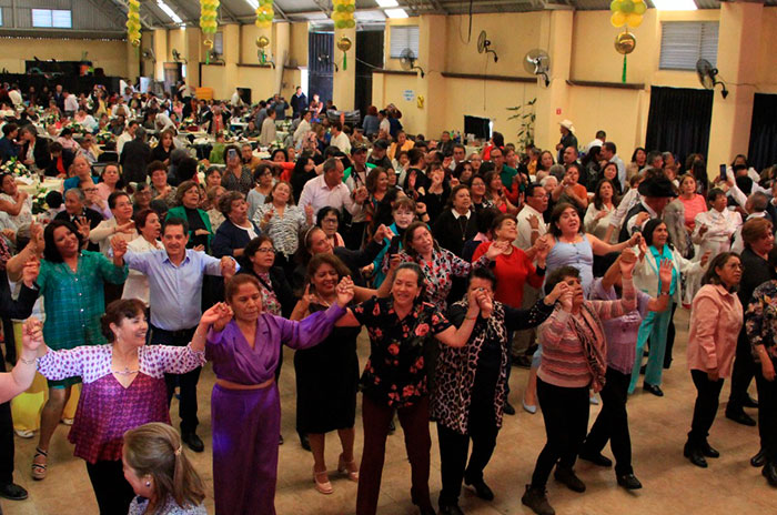 celebran maestros jubilados smsem