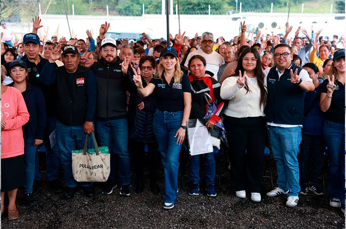 Huixquilucan entrega apoyos1