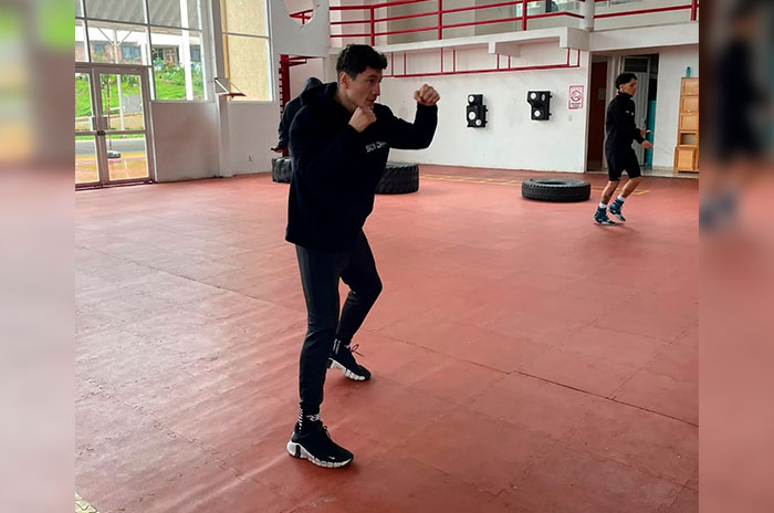 camaron zepeda entrenamiento