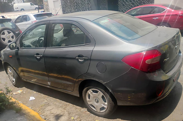 vehiculo decomisado tlalnepantla