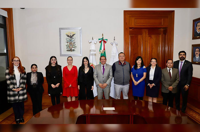 participantes reunion hector macedo