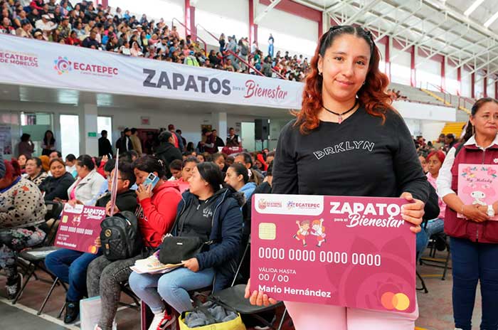 https://www.digitalmex.mx/images/2026/AGOSTO/19/apoyo-zapatos-ecatepec4.jpg