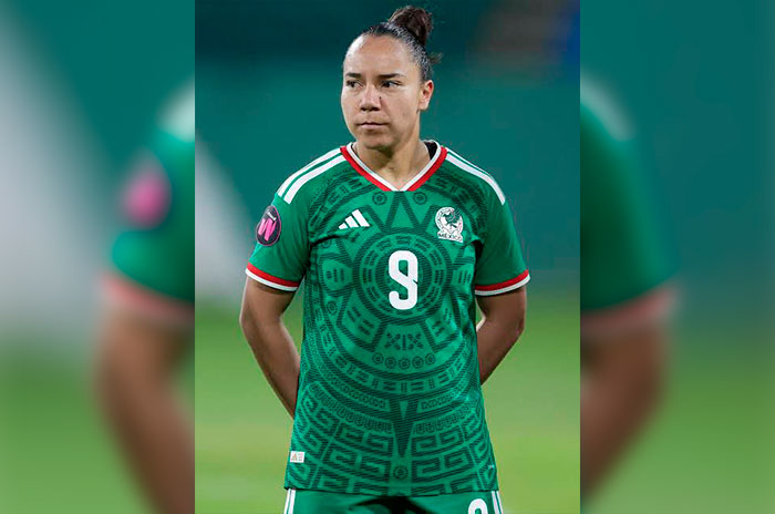 futoblista mexiquense Charlyn Corral