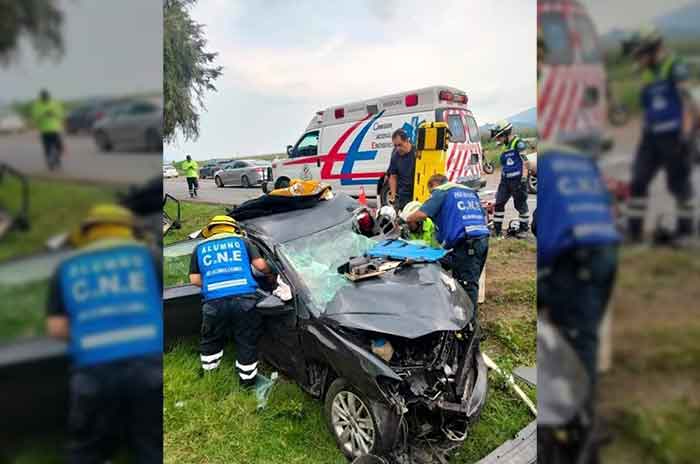 Fuerte_accidente_en_la_Toluca-Atlacomulco_deja_heridos_2.jpg