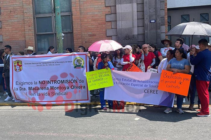 Protestan_trabajadores_del_ISEM_en_Toluca_exigen_insumos_para_trabajar_2.jpg
