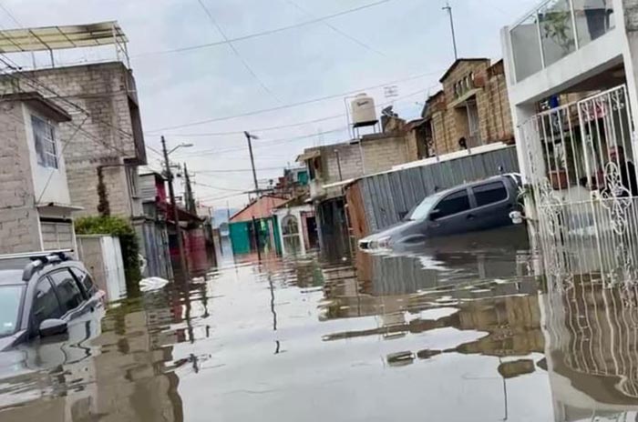 Se-inunda-fraccionamiento-Rancho-San-Blas-en-Cuautitlán-2.jpg