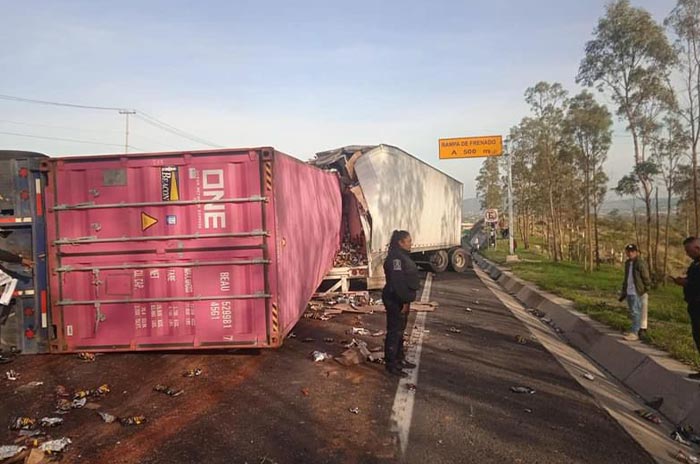 Un-muerto-y-12-heridos-deja-choque-en-la-Calpulalpan-Texcoco.jpg