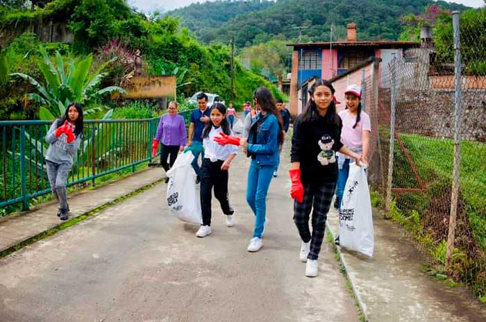 temaslcaltepec se suma a jornada de limpieza1