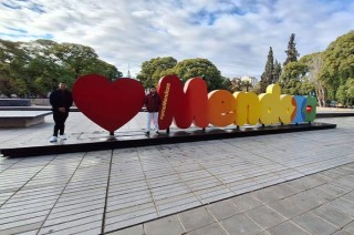 Sergio Jared Murillo Tapia y Alahin Antonio Morales Arenas de la UAEMéx se sumergen en un intercambio educativo en Argentina.