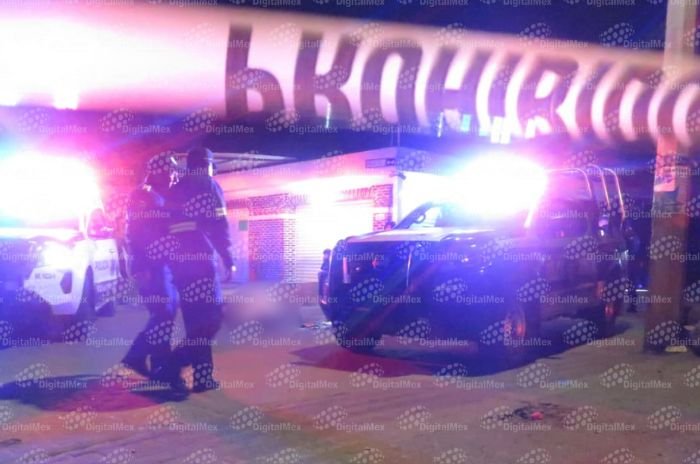 Los cuerpos de dos hombres fueron localizados tras una riña en calles de San Mateo Atenco; la zona fue acordonada por autoridades.