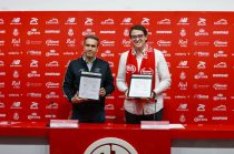 Firma del convenio entre el Sistema Mexiquense de Medios Públicos y el Deportivo Toluca FC.