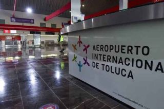 Personal de Aduana las puso a disposición de la Fiscalía General de la República (FGR) para resolver su situación jurídica.