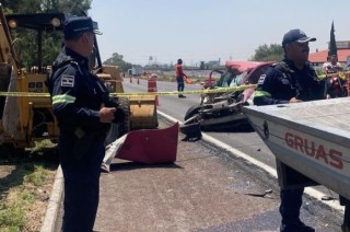 El conductor del taxi fue trasladado al Hospital Las Américas de Ecatepec
