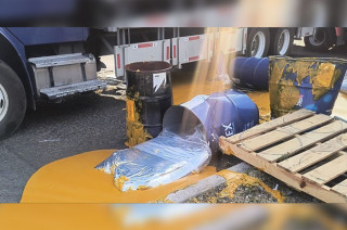 El incidente se registró en la intersección con la calle Oaxaca, en la colonia Santa María Tulpetlac, con dirección a la Ciudad de México.