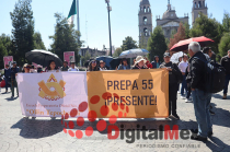 Los inconformes señalaron que 37 maestros eventuales no recibieron el pago correspondiente a su última quincena, situación que calificaron como injustificada y sin precedentes.