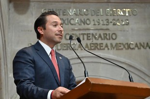 Mariano Camacho propone garantizar presupuesto permanente para programas sociales