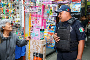 Los vendedores han destacado la mejora en el ambiente del tianguis gracias a la presencia constante de autoridades.