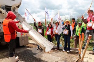 El gobierno municipal coordina los proyectos con autoridades auxiliares y habitantes, quienes aportan mano de obra en algunas obras.