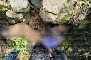 El cuerpo de un hombre de aproximadamente 35 años fue localizado en un terreno baldío de la colonia El Pirame.