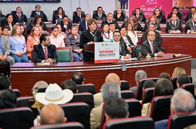 “Al margen de la ley nada y por encima de la ley nadie”: gobernadora Delfina Gómez.