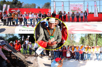 El alcalde anunció que el próximo año todas las comunidades recibirán al menos una obra, reforzando el desarrollo integral del municipio.