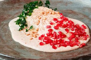 Los establecimientos preparan noches mexicanas y paquetes de alimentos para llevar ante la demanda registrada en los hogares.
