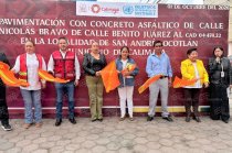 El presidente municipal de Calimaya, Omar Sánchez, encabezó el inicio de obras de pavimentación e infraestructura eléctrica en distintos puntos del municipio.