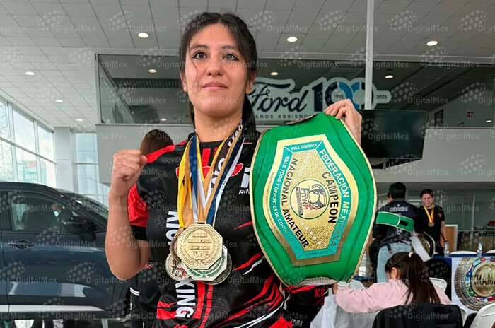 Alejandra Escobar pasó de la gimnasia artística al kickboxing, disciplina en la que alcanzó el campeonato nacional y ahora busca dar el salto al profesionalismo.