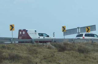 Al sitio arribaron elementos de Seguridad Pública quienes confirmaron que se trataba del cuerpo embolsado de una persona