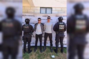 Los oficiales detuvieron a Ever “N” de 36 años de edad y Sebastián “N” de 24 años de edad.