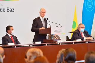 indicó que la tolerancia, el diálogo y la diversidad son pilares de la democracia