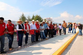 El alcalde Mario Santana supervisó 11 obras por más de 29 millones de pesos.