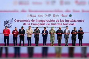La gobernadora Delfina Gómez Álvarez encabezó la inauguración de las nuevas instalaciones de la Guardia Nacional en Xalatlaco.