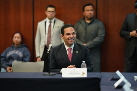 Enrique Vargas del Villar durante la presentación de su iniciativa de reforma electoral