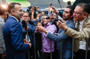 Fernando Flores en la ceremonia de Líderes Mexicanos 2025