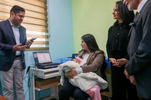 La URIS Metepec brinda valoraciones, audiometrías y tamiz auditivo para detectar oportunamente alteraciones de audición desde los primeros días de vida.
