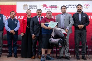 David Sánchez Isidoro encabezó la puesta en marcha de las Caravanas por la Justicia Social en Coacalco, que ofrecen más de 125 trámites y servicios a la población.