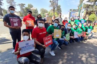 Buscan recordar los objetivos del desarrollo sostenible, a través de la elaboración de jardines verticales, huertos escolares y paneles solares