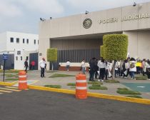 Protestas por trabajadores del Poder Judicial en Nezahualcóyotl